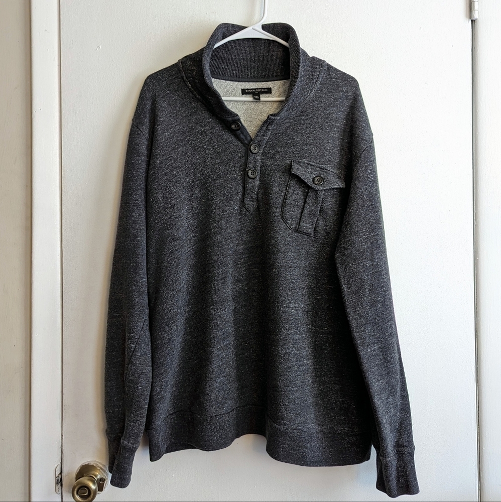 Men's Banana Republic Sweater - Picture 2 of 6
